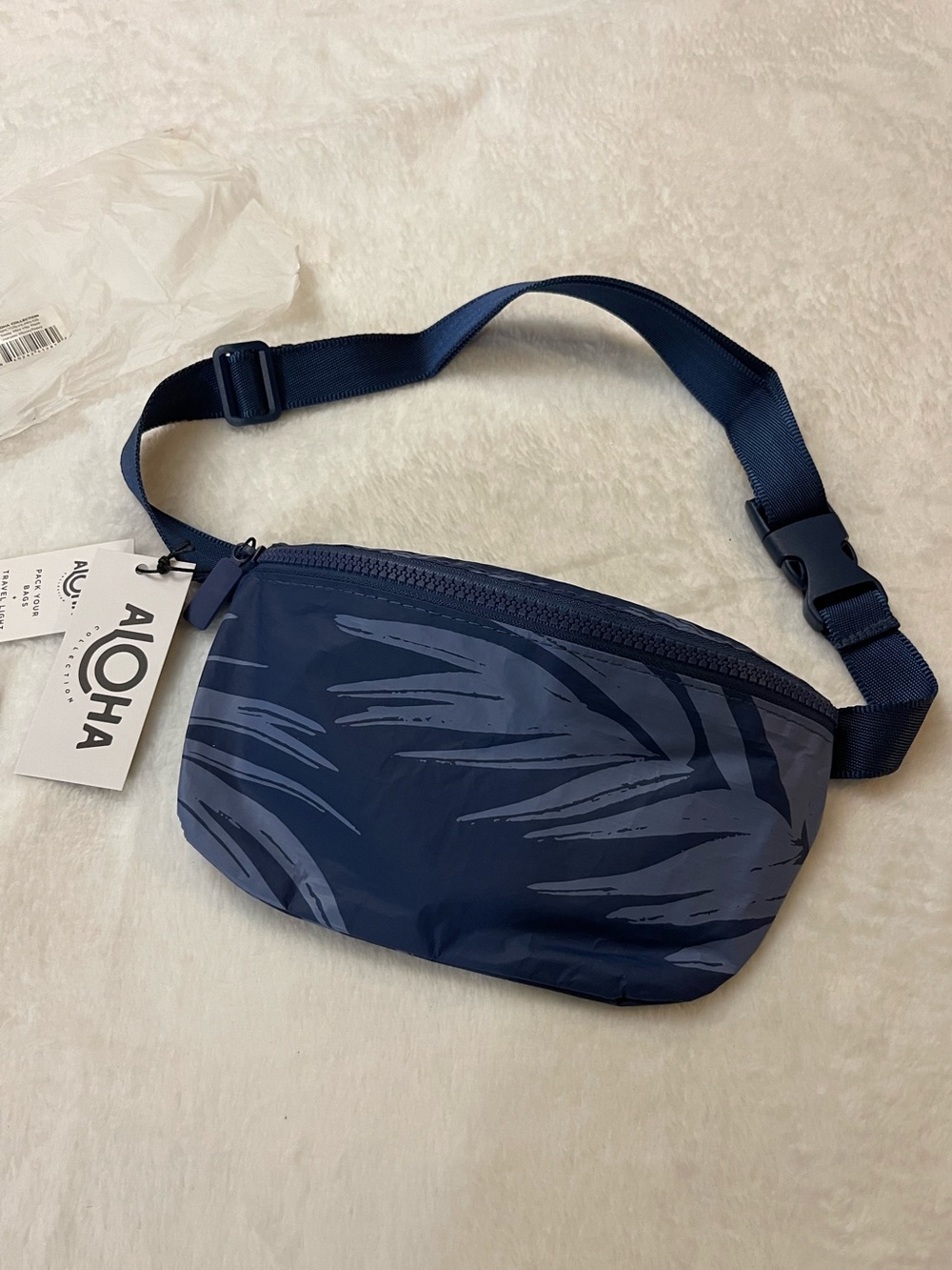 ALOHA COLLECTION Navy Splash-Proof Zip Hip Fanny Pack